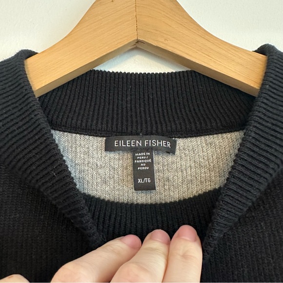 EILEEN FISHER sleeveless sweater - Picture 2 of 4